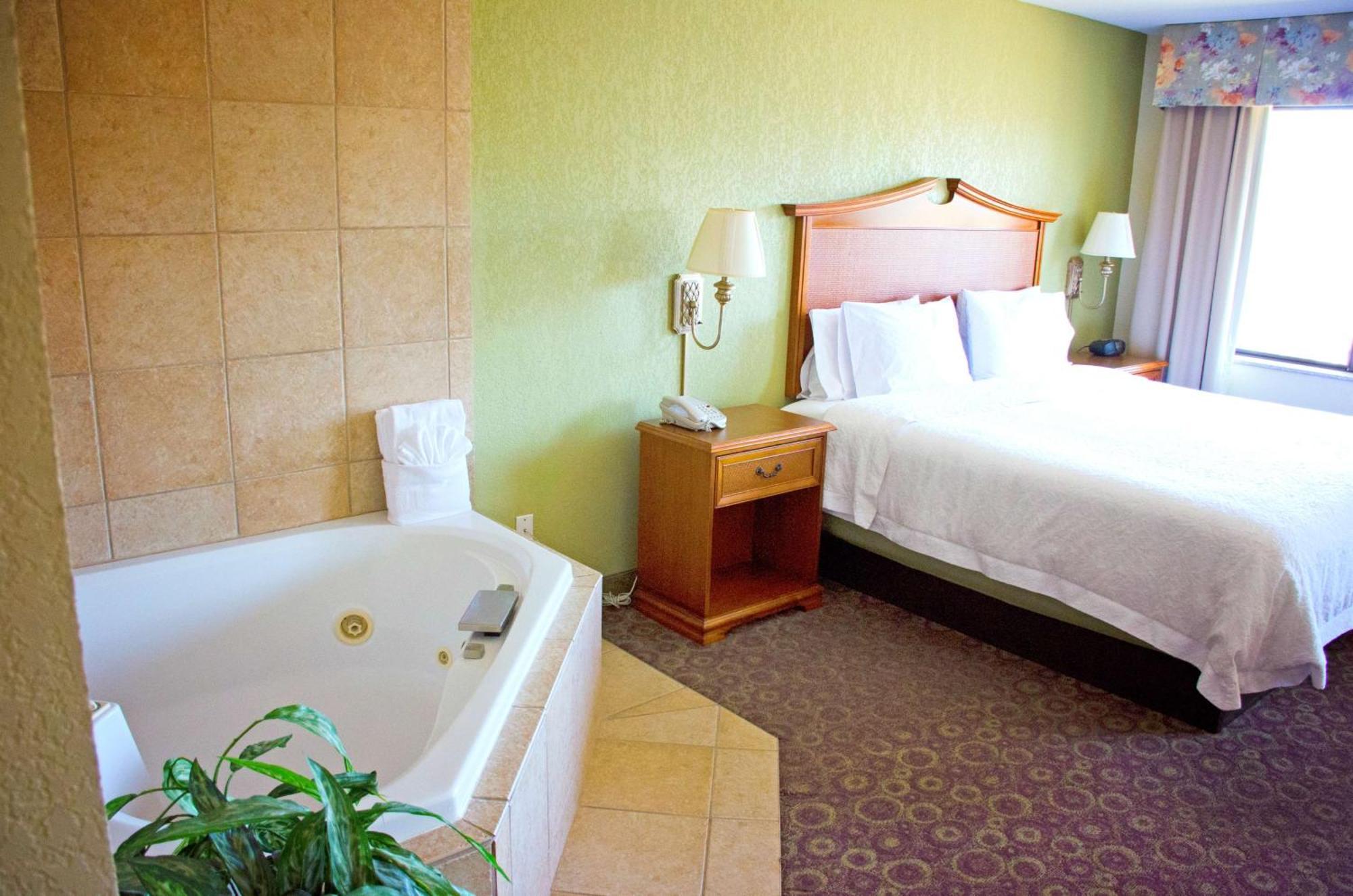 Hampton Inn & Suites College Station Ngoại thất bức ảnh